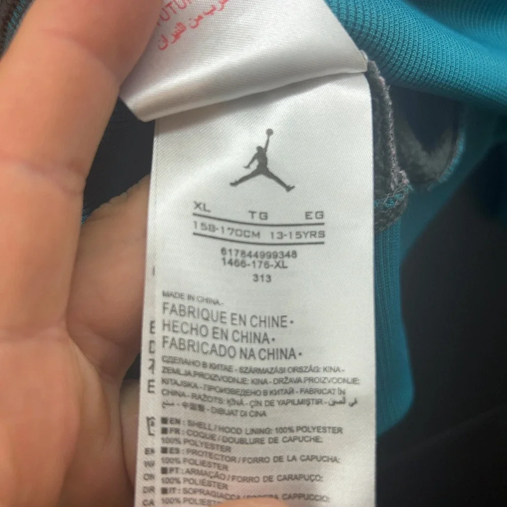 Nike Air Jordan Therma-FIT Jumpman Youth XL Pullover Hoodie Gray Pink Teal